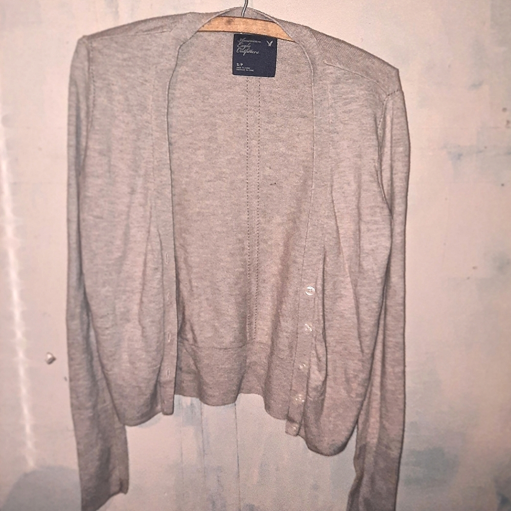 American Eagle Outfitters size:s/p cardigan, color: cream